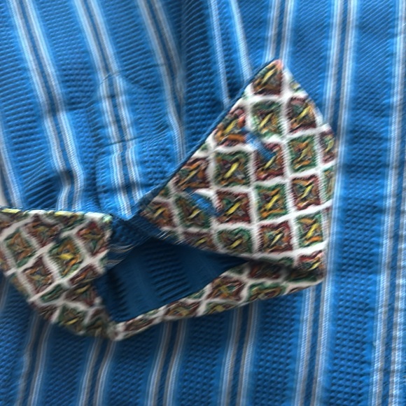 Robert Graham Striped Designer Collared Button Down Shirt - Picture 4 of 8